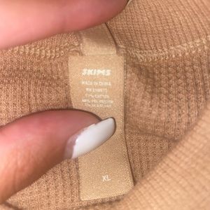 SKIMS WAFFLE LOUNGE SWEATER XL $70